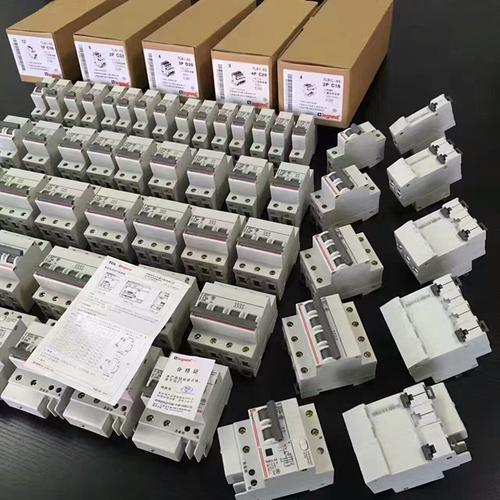 億日元,產品品種達幾十萬種,涉及工業(yè)自動化控制,電子元器件,汽車電子